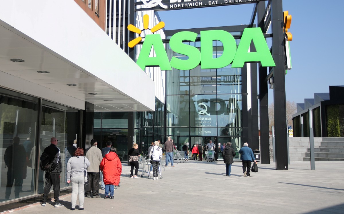 Walmart vende Asda. (Reuters)