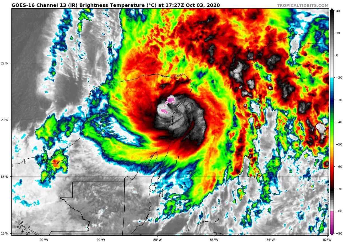 Gamma entró en territorio mexicano con vientos sostenidos de 110 kilómetros por hora. (Tomada de @NHC_Atlantic)