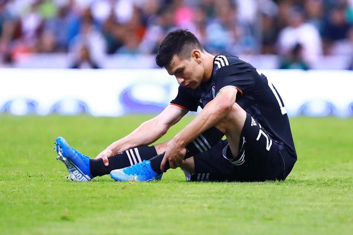 Hirving Lozano no viajará con la selección mexicana por positivos del Napoli (Imago7)