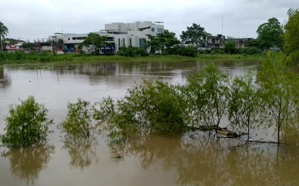 Varios municipios en Tabasco se han visto afectados por las inundaciones. (Especial)