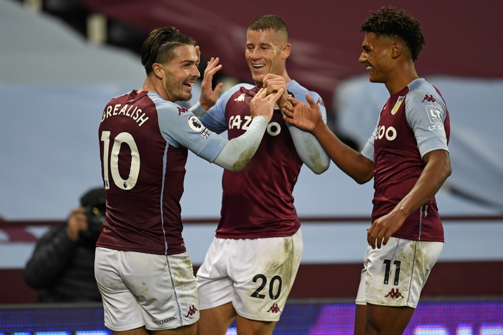 Aston Villa goleó al Liverpool (AFP)