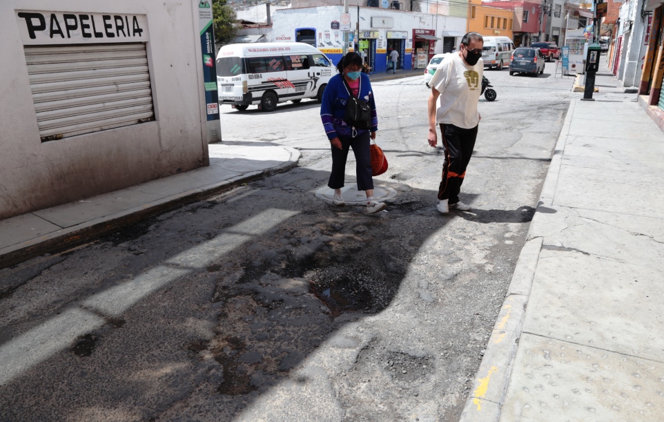 Calles dañadas en el Centro Histórico de Pachuca. (Maribel Calderón)