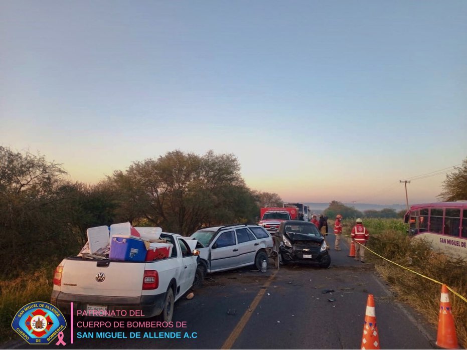 Accidente en carretera San Miguel de Allende