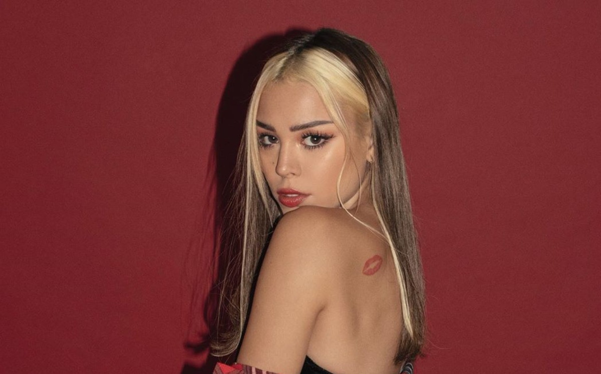 La también actriz emocionó a sus fans al mostrar su gusto por 'RBD'. (Instagram)