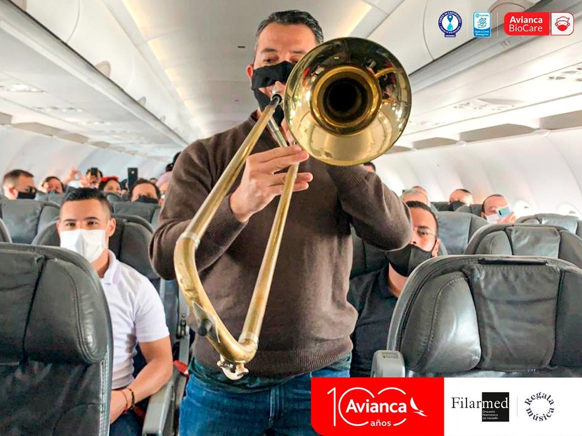 En el vuelo de Avianca tocó la Orquesta Filarmónica de Medellín. (@Avianca)
