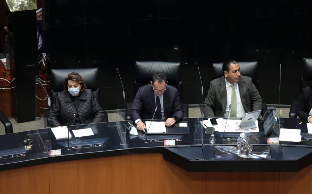 Arturo Herrera, titular de la SHCP, comparece en el Senado. (Jesús Quintanar)