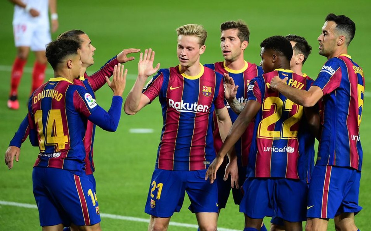 Barcelona planea bajar sueldo a futbolistas y trabajadores (AFP)
