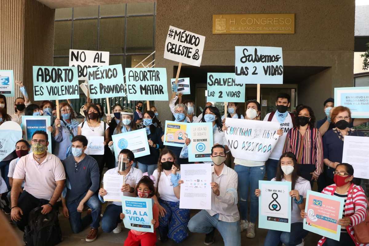 Organizaciones civiles de NL piden al Senado no aprobar el aborto. Foto: Leonel Rocha.