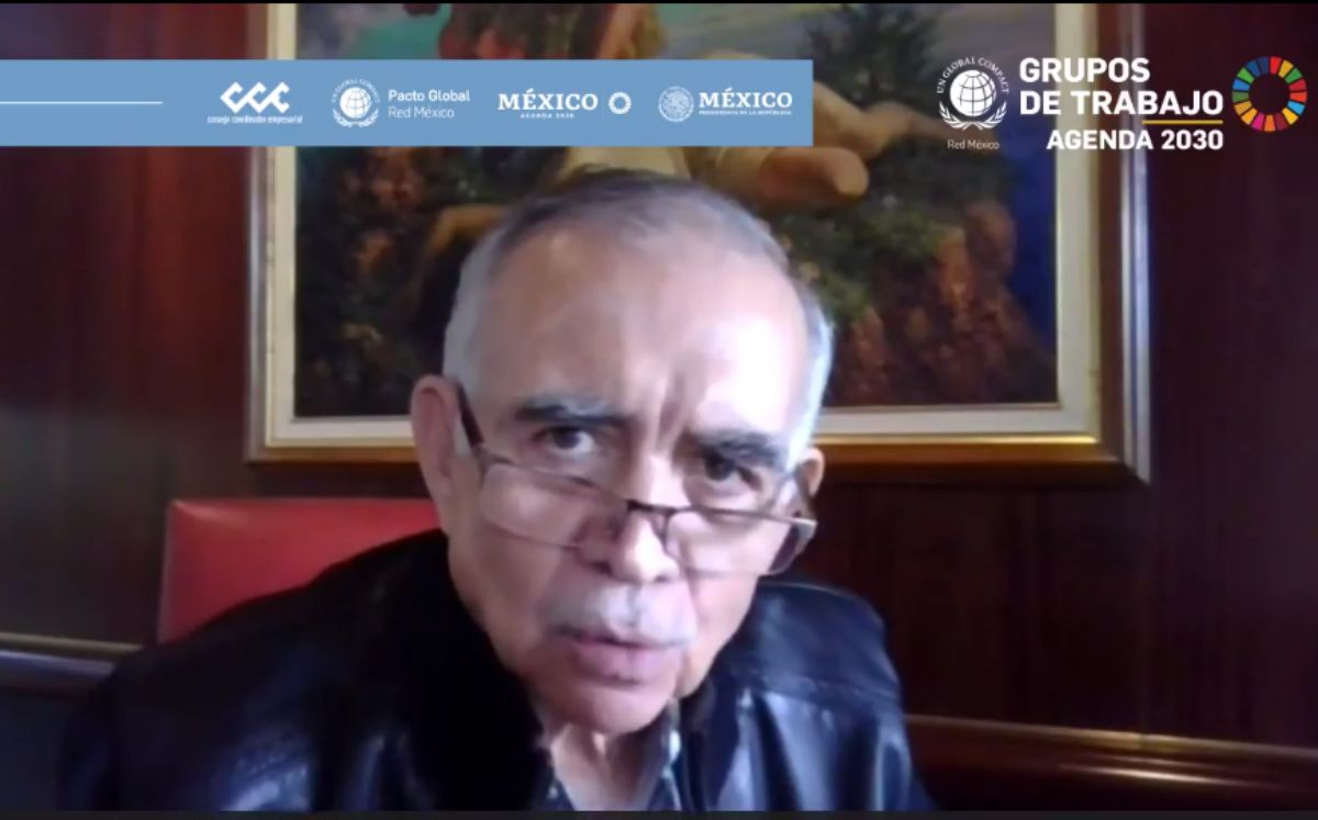 Las naciones que han optado por la tecnología se han convertido en zonas más prósperas y desarrolladas, aseguró Alfonso Romo. Foto: (Especial)