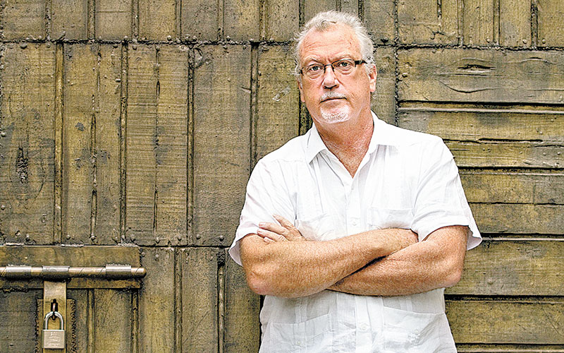 Su libro más reciente, un acercamiento a la realidad latinoamericana de una década. (Jorge González)