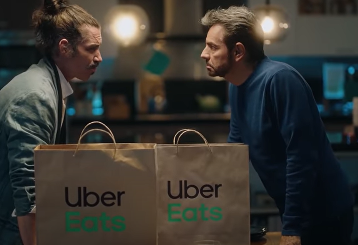 Uber Eats: Eugenio Derbez y Óscar Jaenada protagonizan comercial. (Captura)