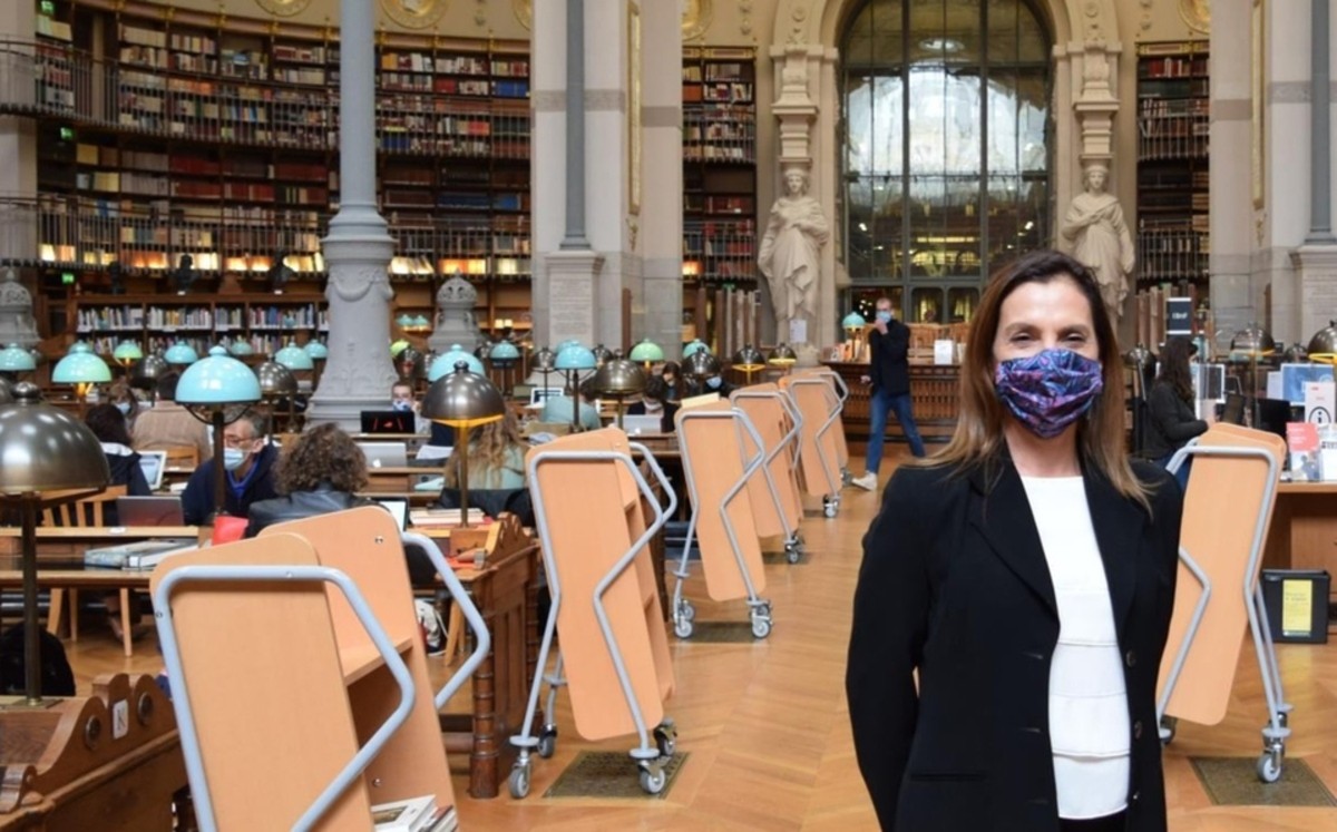 En Europa, Gutiérrez Müller busca piezas históricas para exhibir en el Bicentenario