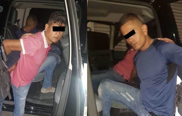 Los detenidos fueron identificados como Jesús "N", de 36 años de edad, y Jonathan "N", de 33. Foto: Especial