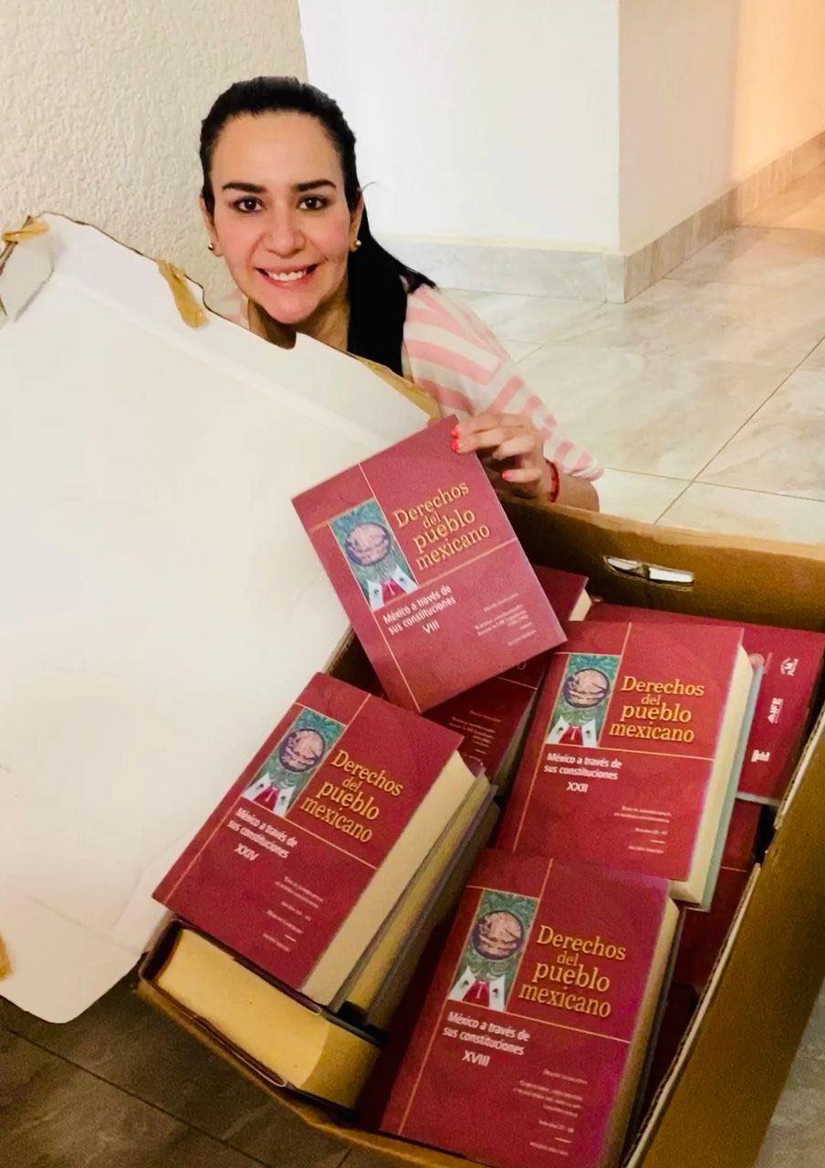 Yahleel Abdala Carmona, diputada.