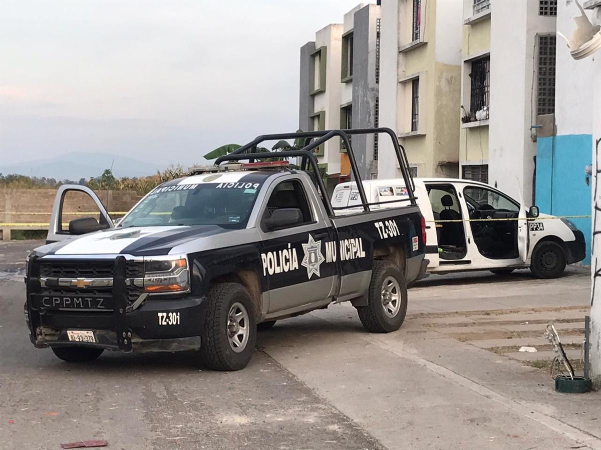 La víctima fue tirada en la brecha del fraccionamiento Villa Fontana Aqua (Elsa Martha Gutiérrez)