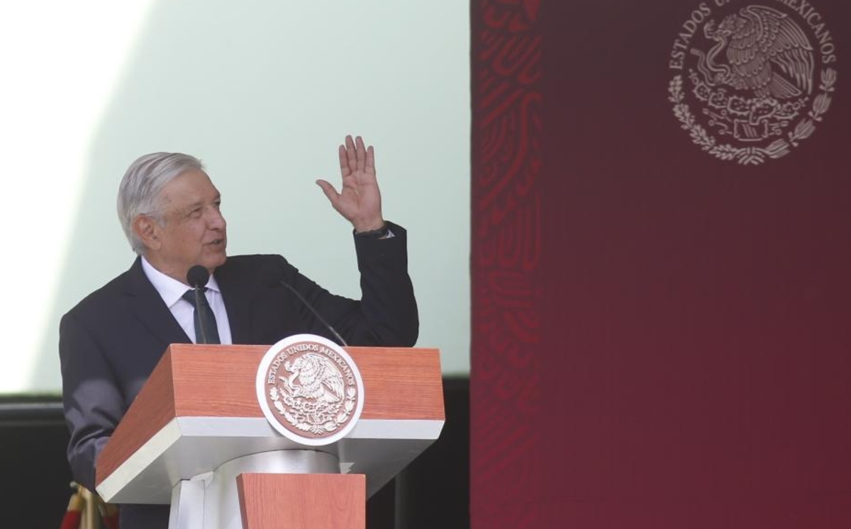 El presidente Andrés Manuel López Obrador en graduación de cadetes. (Araceli López)