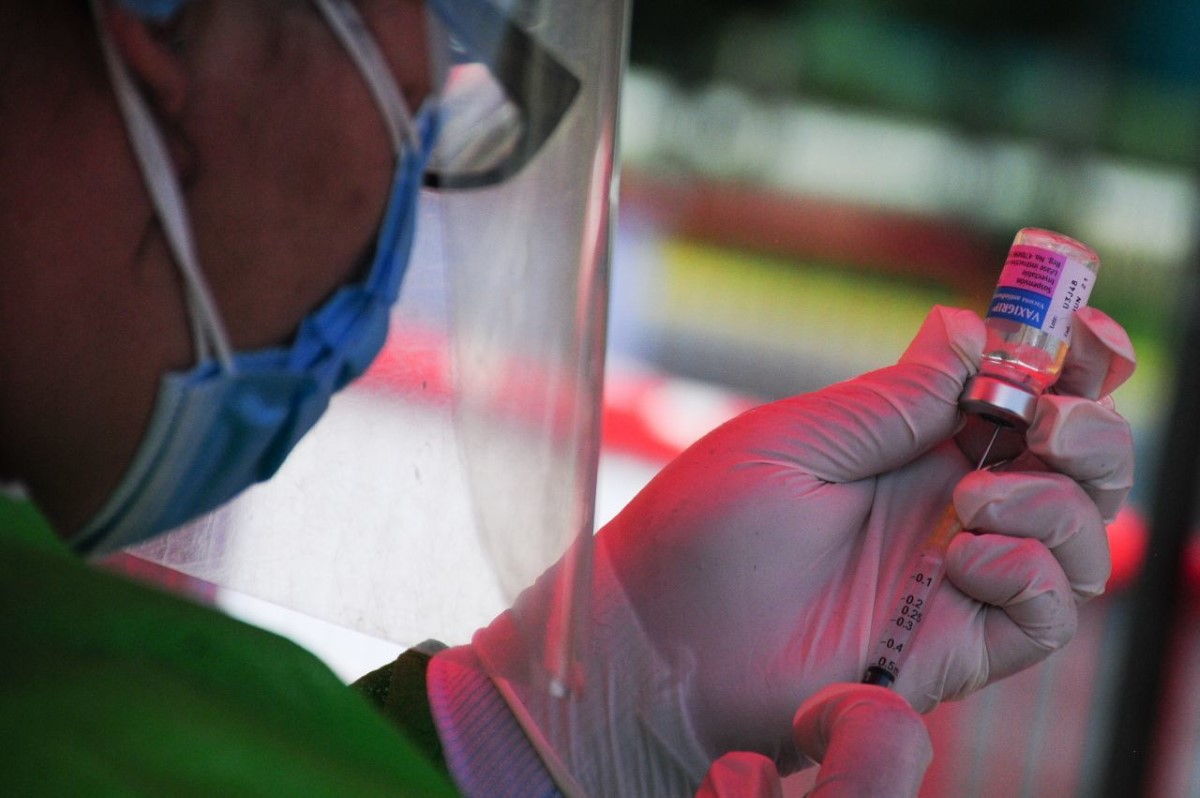 Salud de CdMx informó que ya esperan un segundo abasto de vacunas de influenza | Cuartoscuro