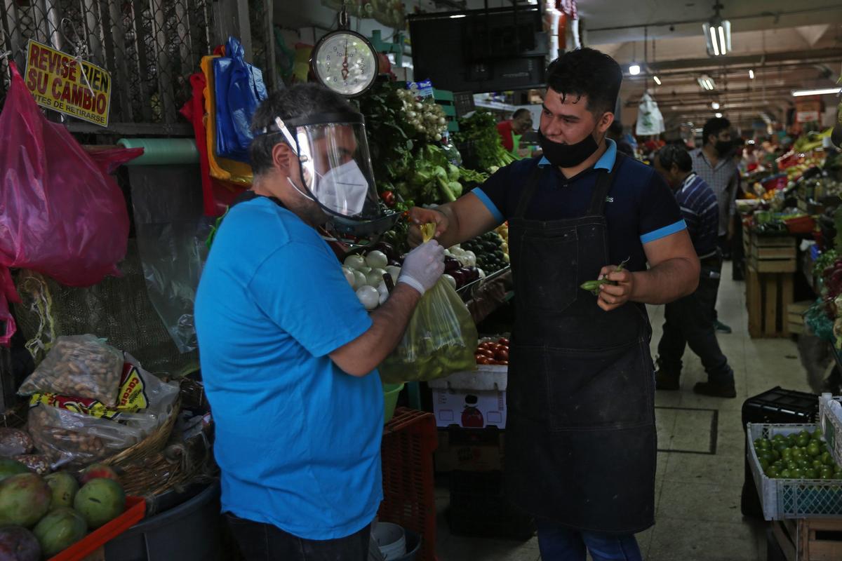 Aumentan los casos de coronavirus en Jalisco. (Fernando Carranza)
