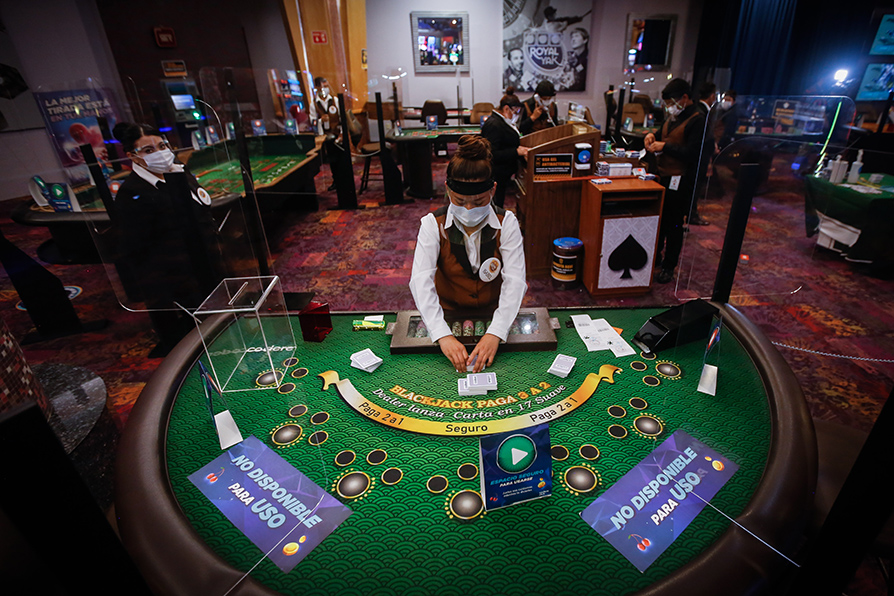 Los casinos operarán a un 30 por ciento de su capacidad.(Araceli López)