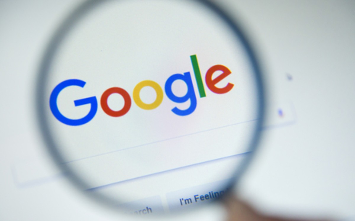 Ya es posible elegir entre una voz masculina y una femenina en español para el Asistente de Google. (shutterstock)
