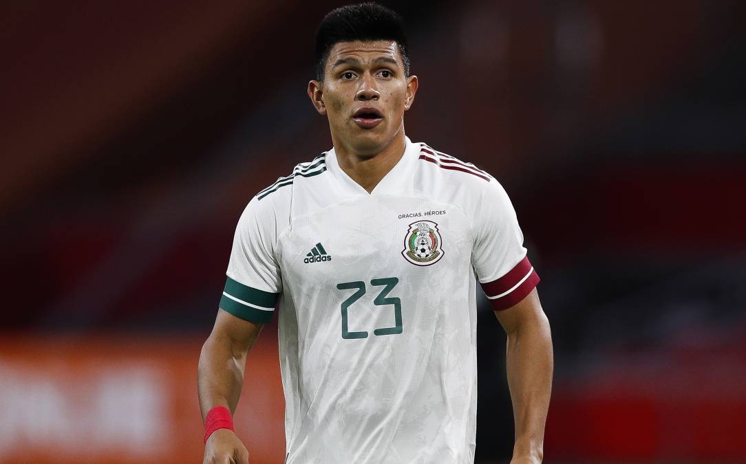 Jesús Gallardo con la camiseta del Tri (Mexsport)