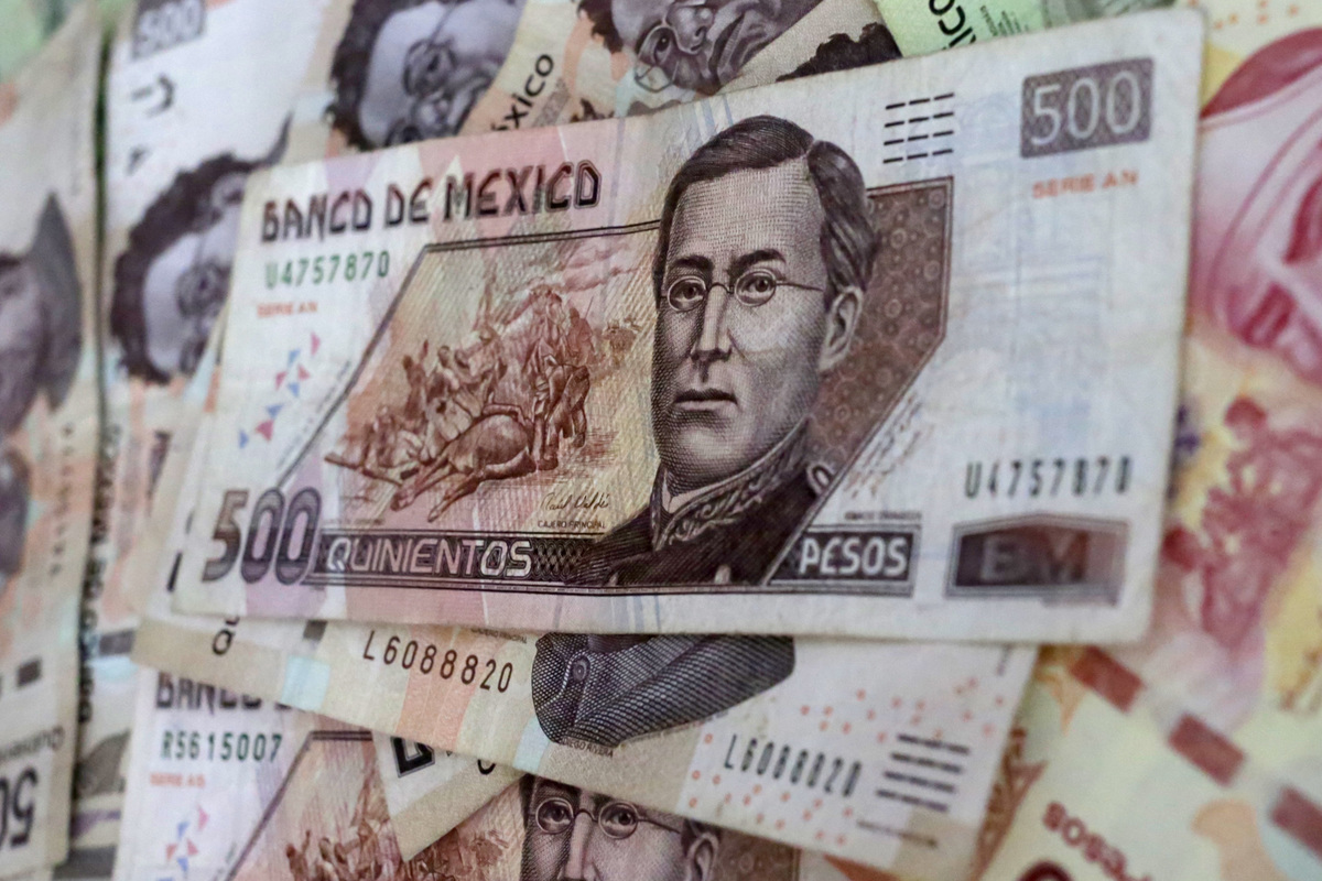 El gobierno municipal tendrá que devolver las compensaciones a los regidores del PAN y PRI. (Agencia Enfoque)