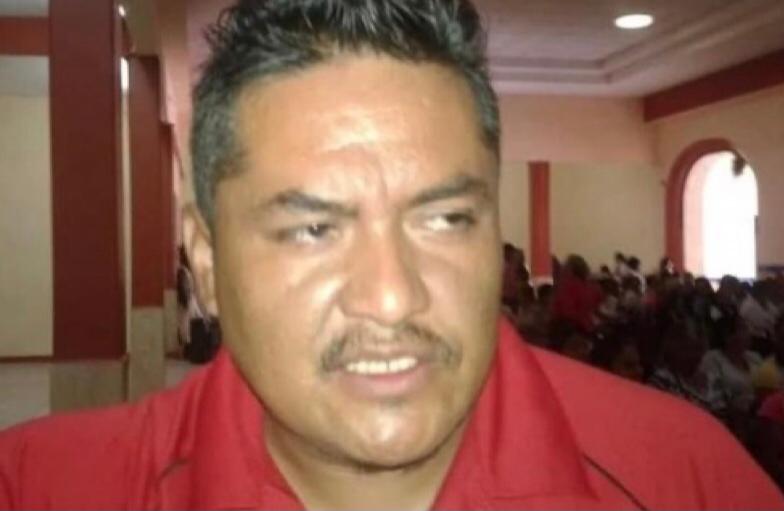 El síndico precisa que en un descuido logró escapar de sus captores que lo mantenían recluido en una casa de seguridad. (Óscar Rodríguez)