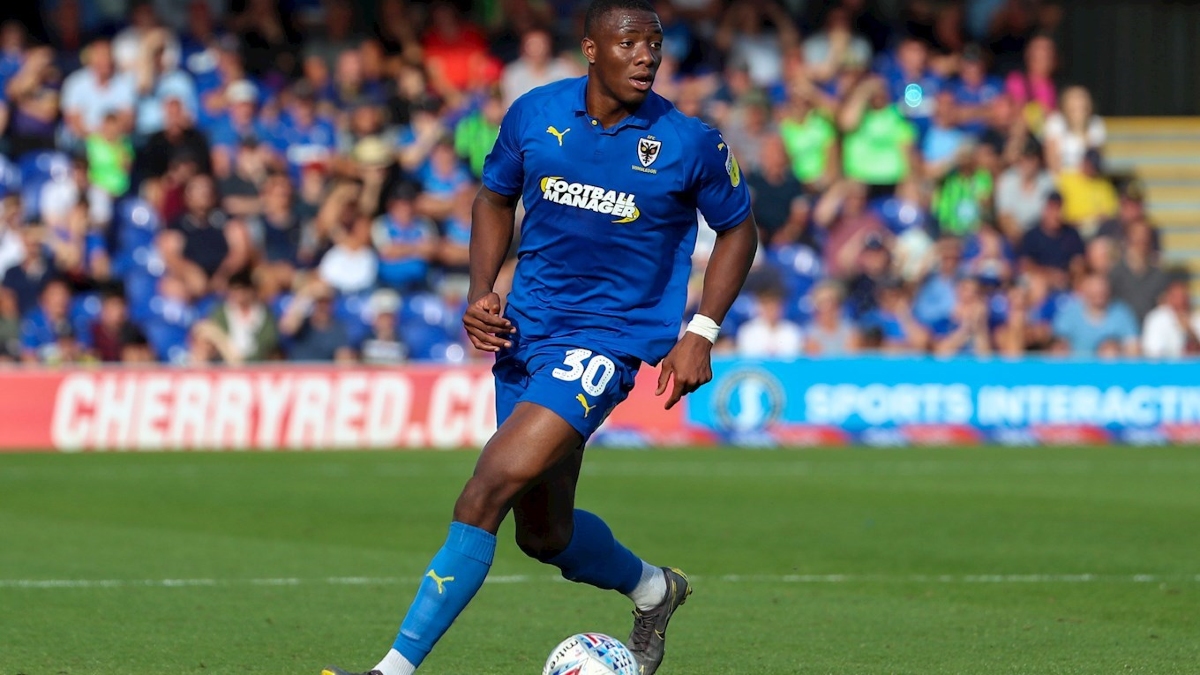 Paul Kalambayi, defensa del AFC Wimbledon (www.afcwimbledon.co.uk)