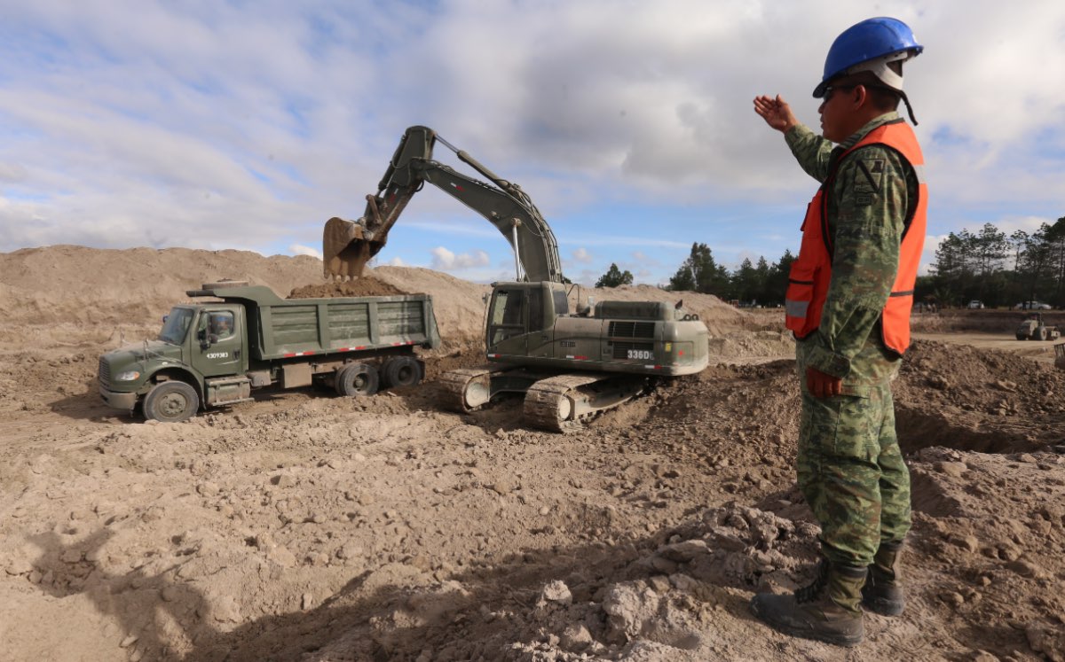 En la presente administración el Ejército está a cargo de las principales obras de infraestructura como el Aeropuerto Felipe Ángeles. (Javier Ríos)