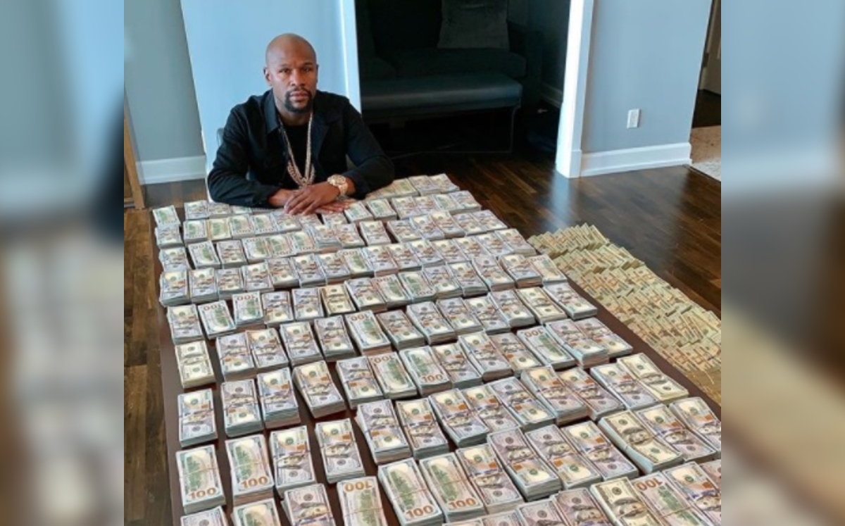 Floyd Mayweather presume su fortuna (Instagram @floydmayweather)