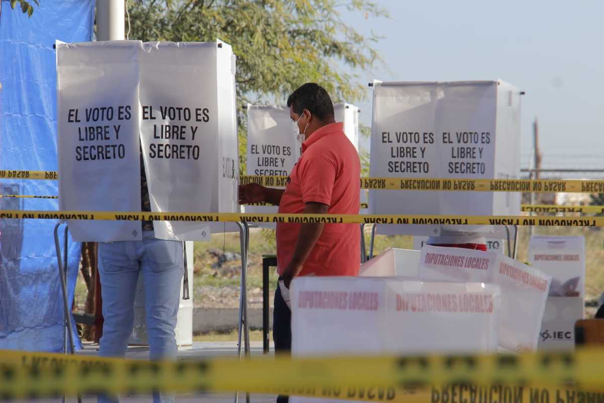 Instalación de casillas en Coahuila. (Rolando Riestra)
