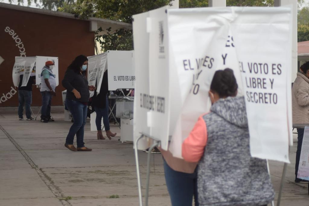Instalación de casillas para votar. (Francisco Villeda)