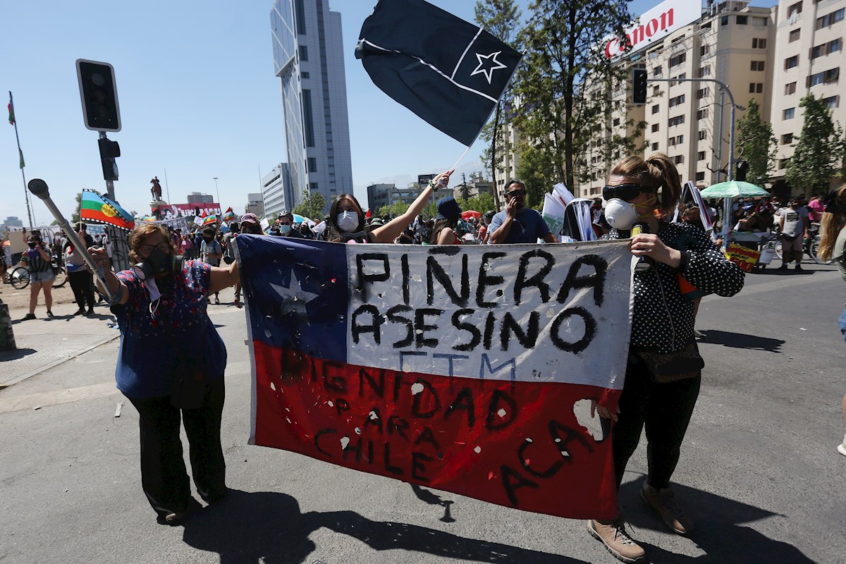Los manifestantes han lanzado duras críticas al gobierno de Sebastián Piñera en Chile. | EFE