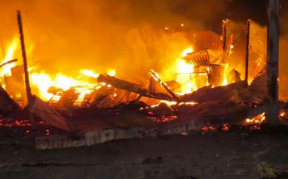 Incendio de veterinaria en Matamoros