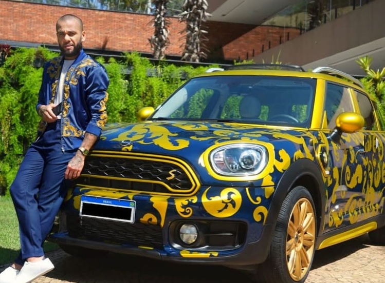 Coche de Dani Alves (Instagram)