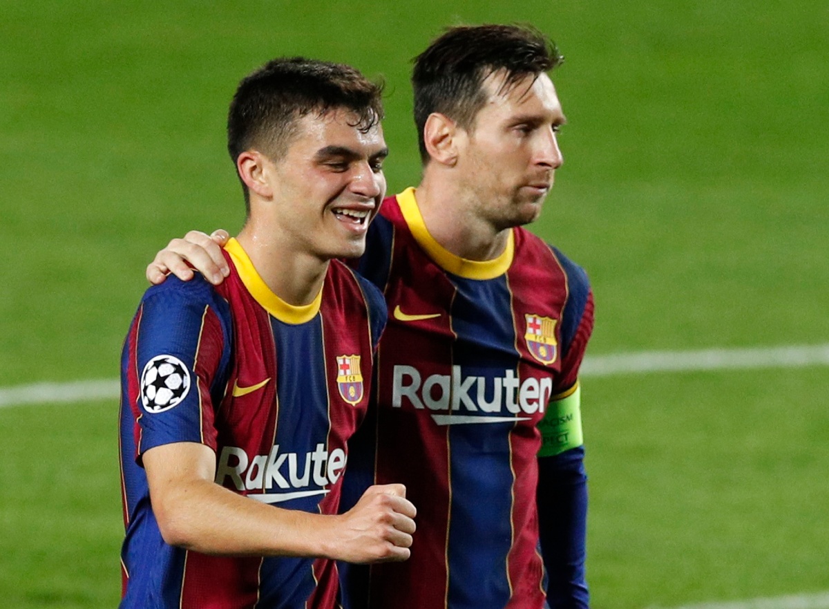 Pedri marca gol con el Barcelona en Champions League (Reuters)