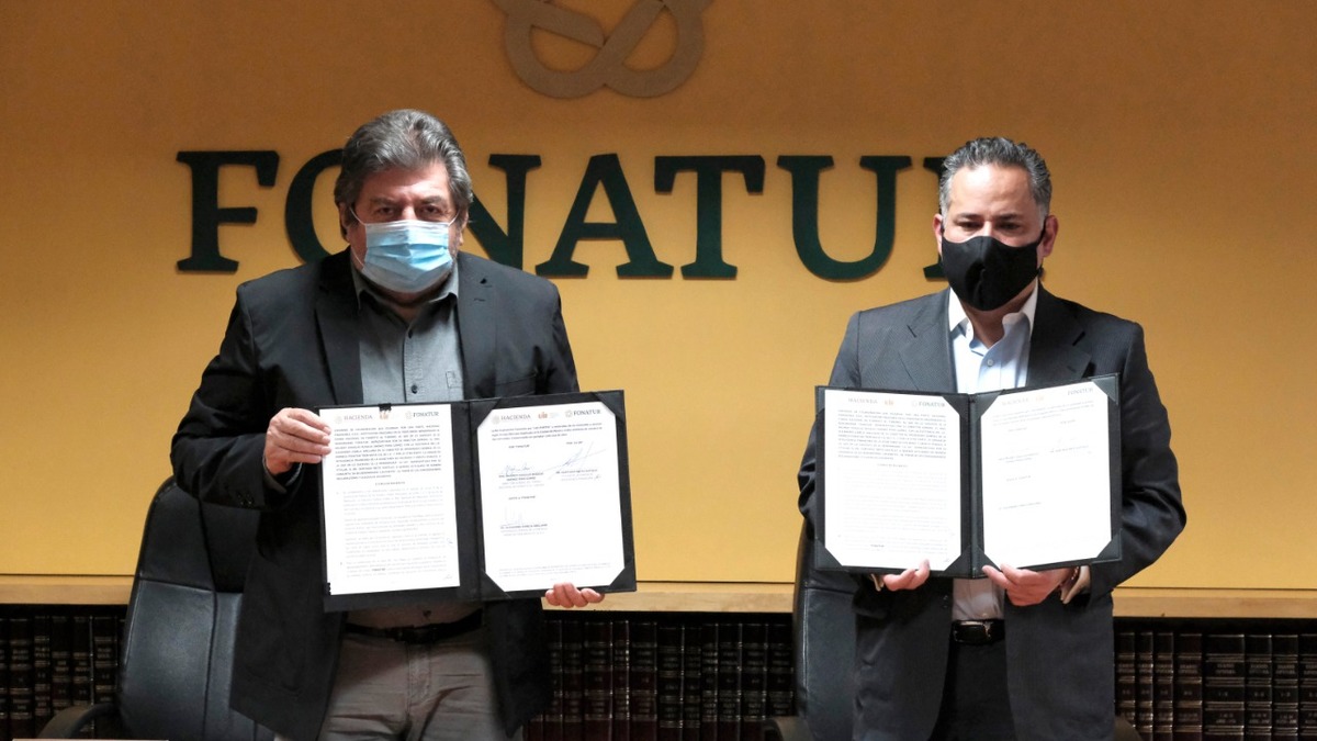 Rogelio Jiménez Pons, director de Fonatur y  Santiago Nieto de la UIF (Especial)