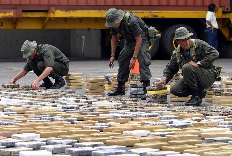 Las autoridades de Colombia han recibido presiones de sus pares en Estados Unidos para frenar las plantaciones de coca. | Archivo, Reuters