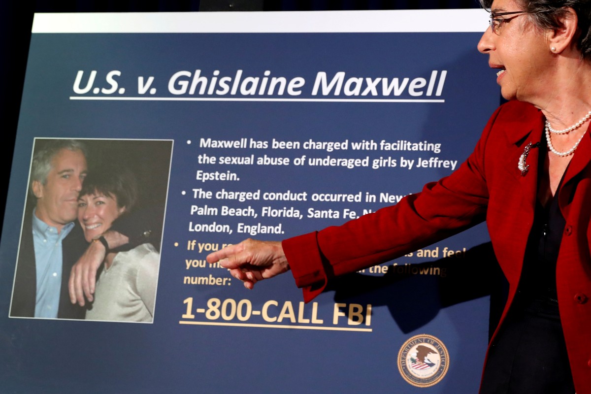 Ghislaine Maxwell fue acusada de ayudar a Jeffrey Epstein en tráfico sexual. | Reuters