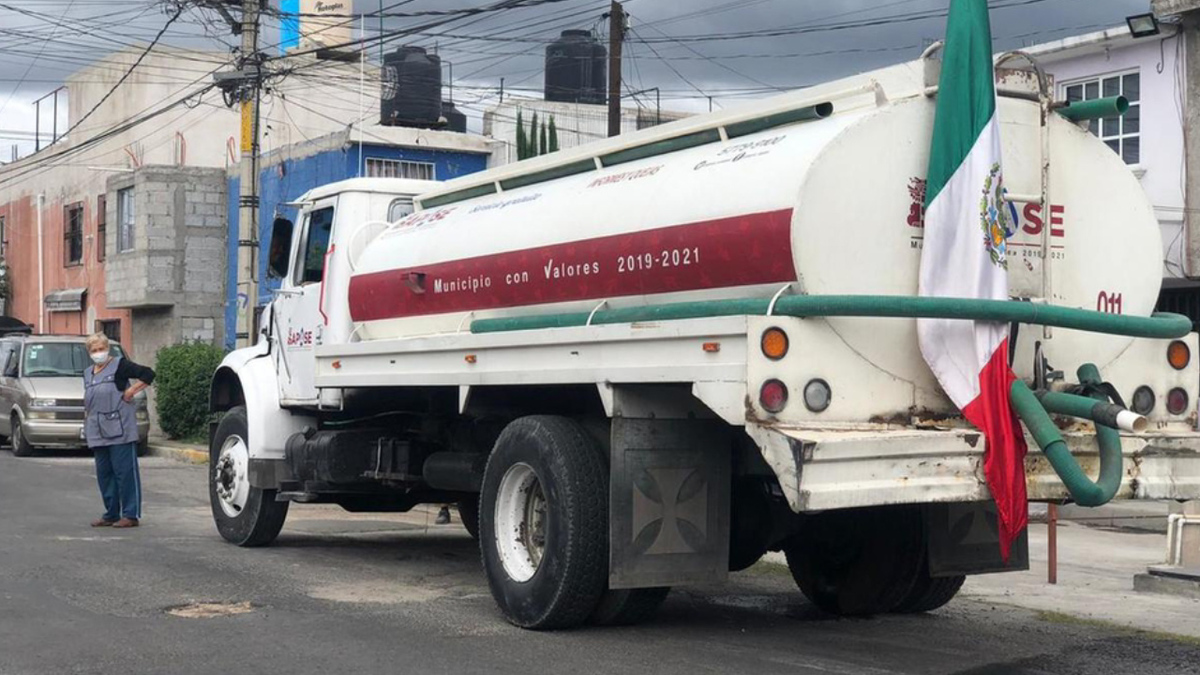 En Iztapalapa, 130 pipas darán servicio tras corte de agua del 23 al 25 de octubre