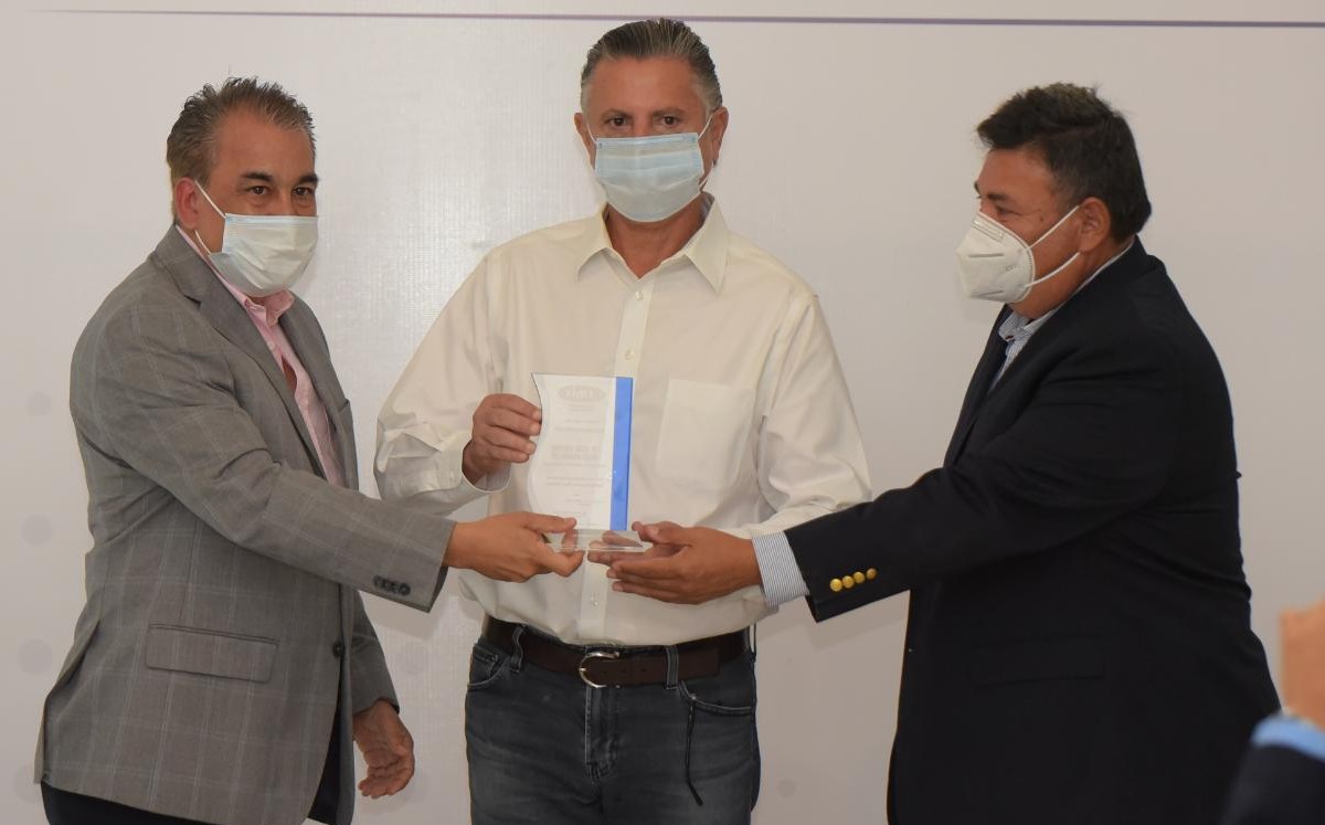 CMIC premia al alcalde de Tampico