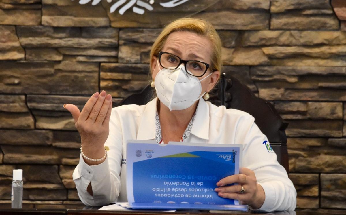 Alma Laura Amparán exhorta a no bajar la guardia contra covid-19. (Cortesía)