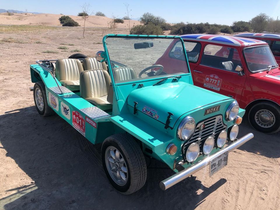 En las Dunas de Bilbao tuvo lugar una exhibición de exhibición de Mini Cooper. (Especial)