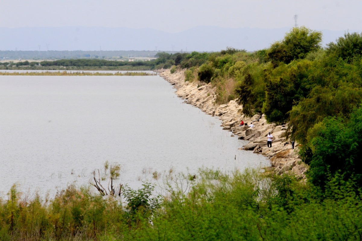 Presa "El Cuchillo". Foto: Roberto Alanís