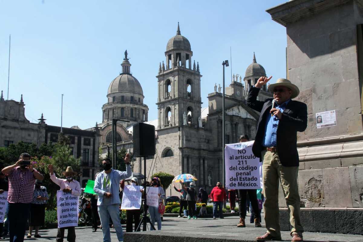 "El Congreso no puede dictar leyes que establezcan o prohiban religión alguna". | Sergio Sánchez-Hidalgo