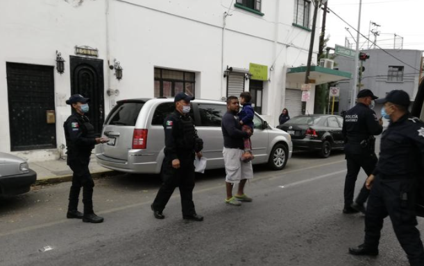 El padre del menor dormía cuando su hijo se salió de su vivienda.