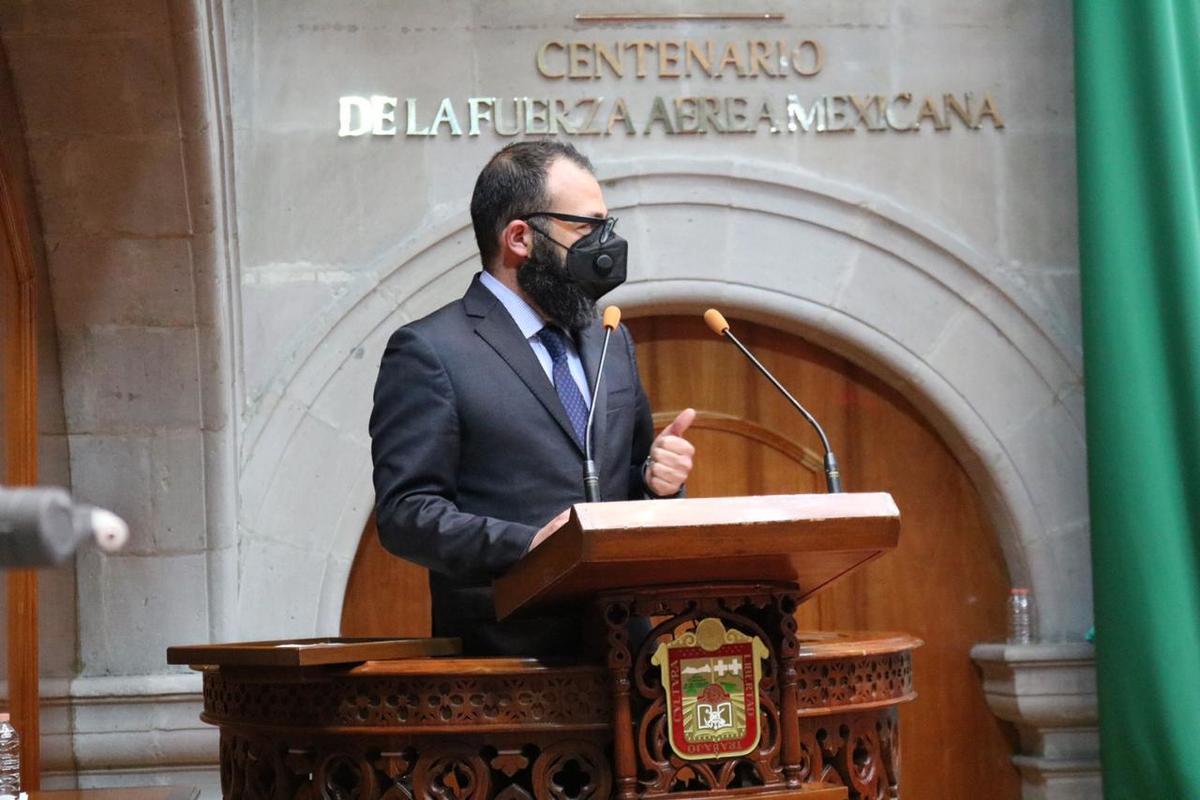 Además refirió que han emprendido 476 procedimientos en contra de notarios.