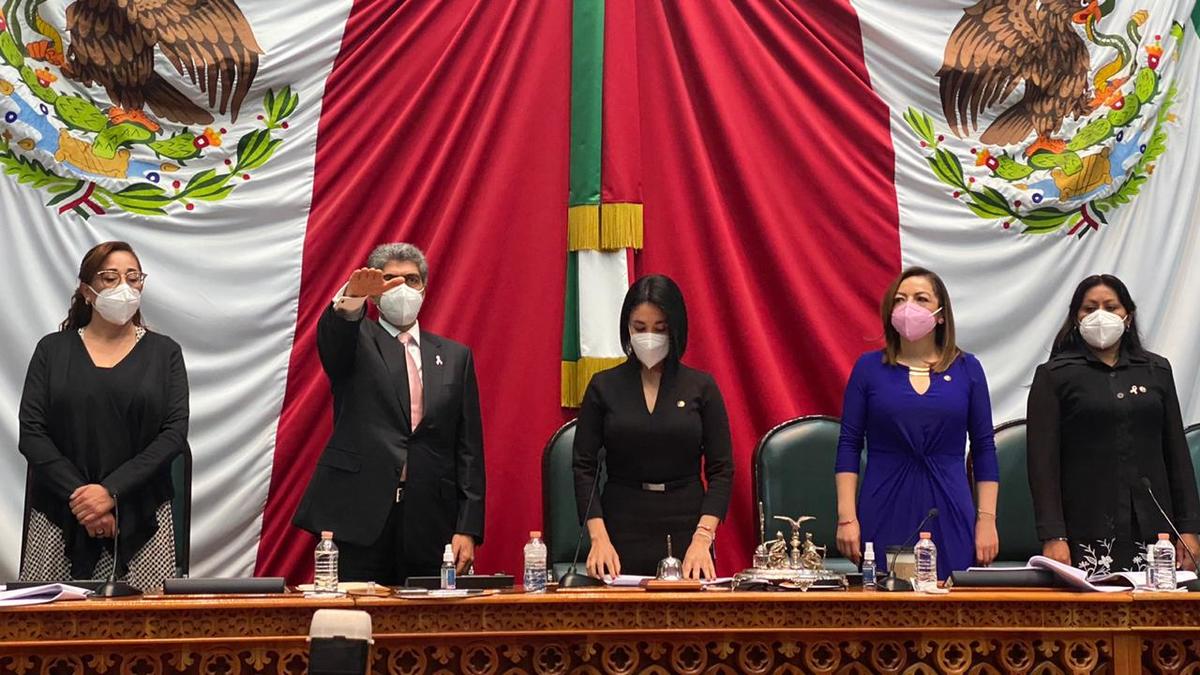 Aseguró que trabajan en cada punto para favorecer a todos los sectores.