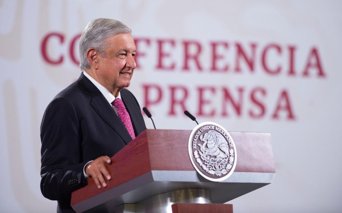 El presidente habló sobre la reforma de pensiones que busca regular el outsourcing. (Cortesía)