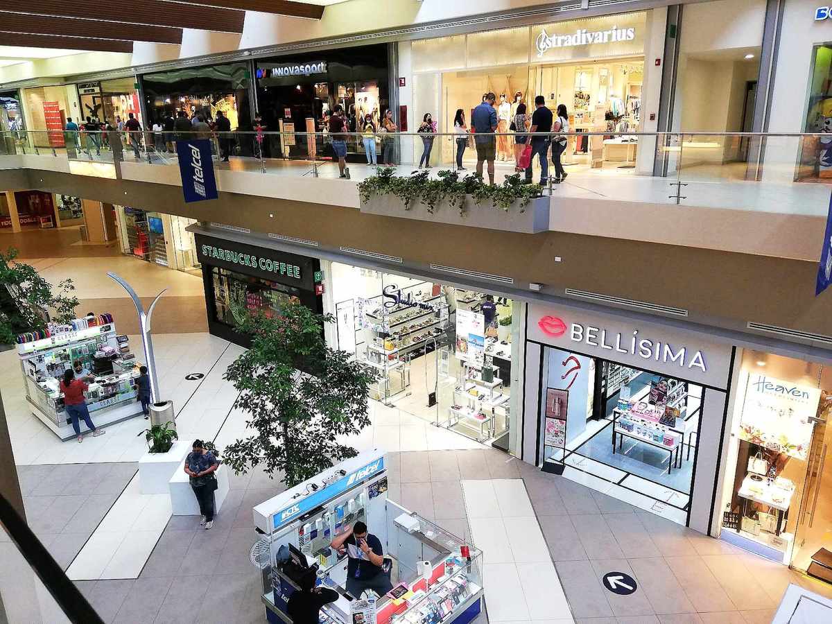 Centro comercial en Nuevo León. Foto: Leonel Rocha.